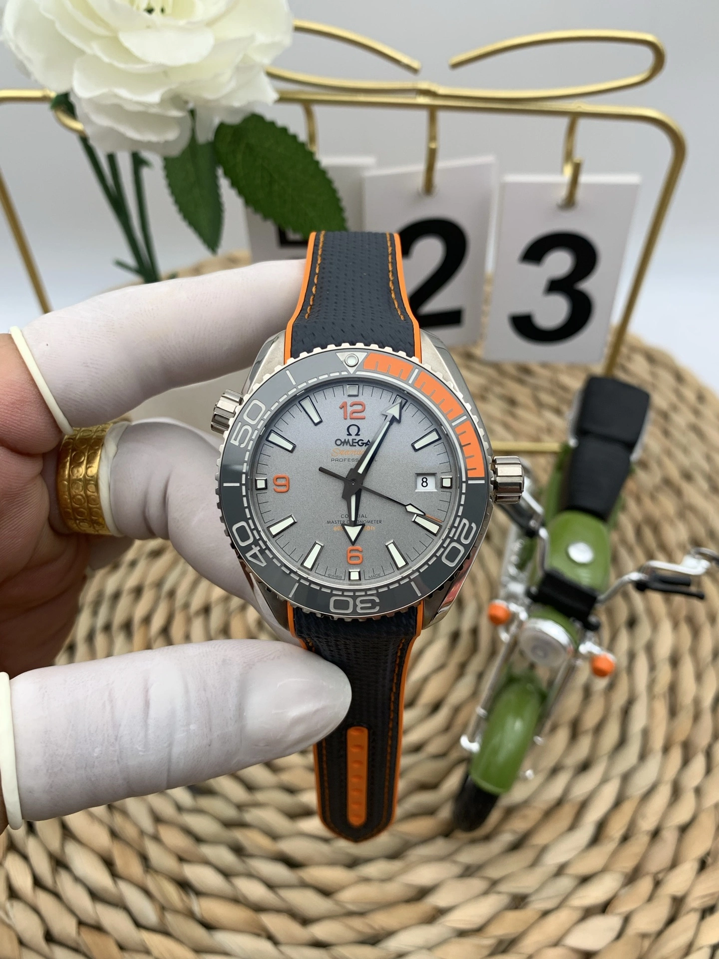 CBD Factory Omega Seamaster Planet Ocean 600M 43.5mm Titanium Grey Dial Orange Bezel (215.92.44.21.99.001) 1:1 Super Clone – DD8900 Movement Flexible 297